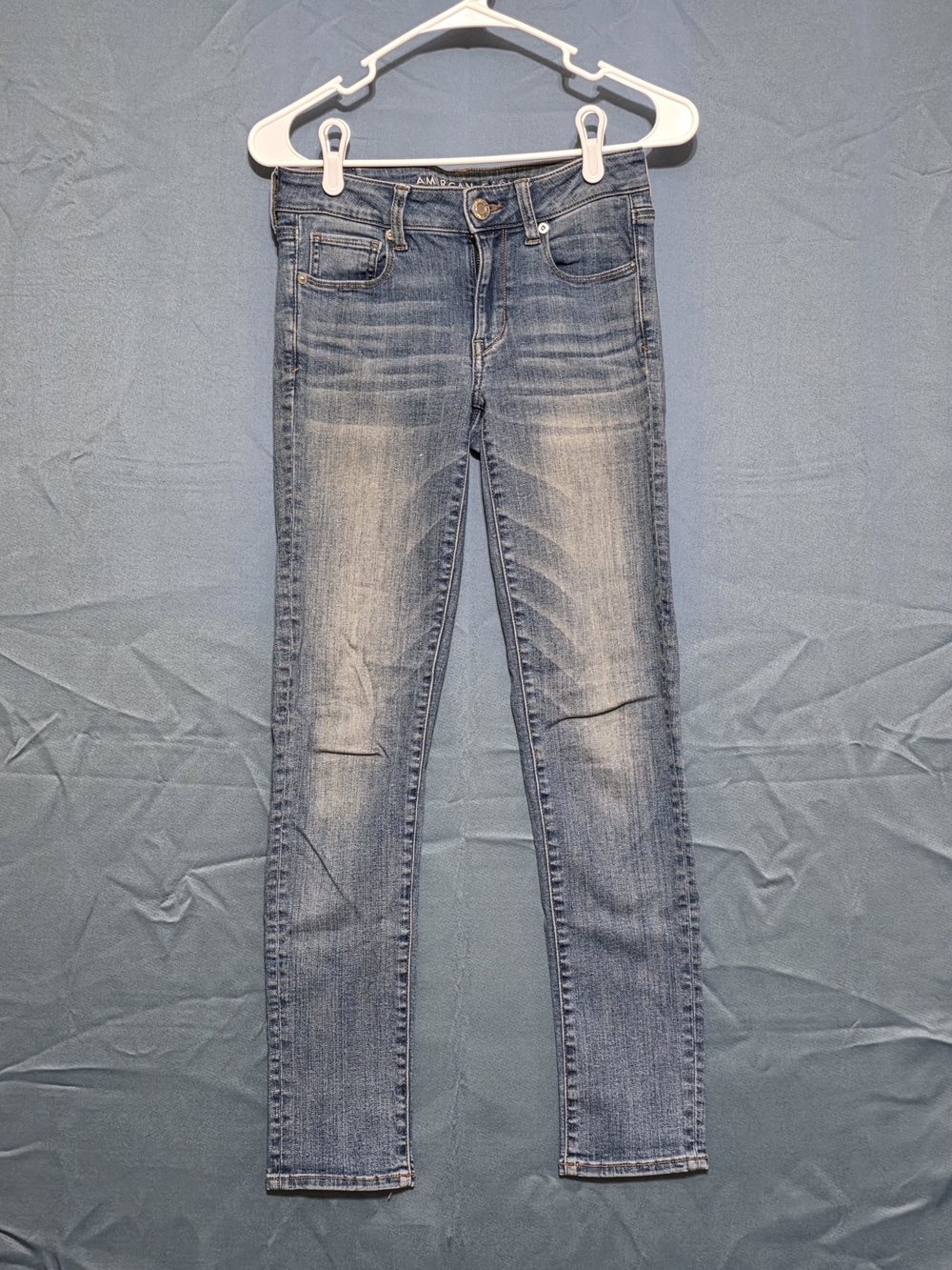 American Eagle Outfitters Women's Skinny Jeans - Light Blue Wash